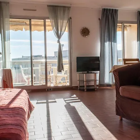 Lejlighed T3 Au Lavandou, Proche Plage, Tv, Parking Prive - Fr-1-803-53 Le Lavandou